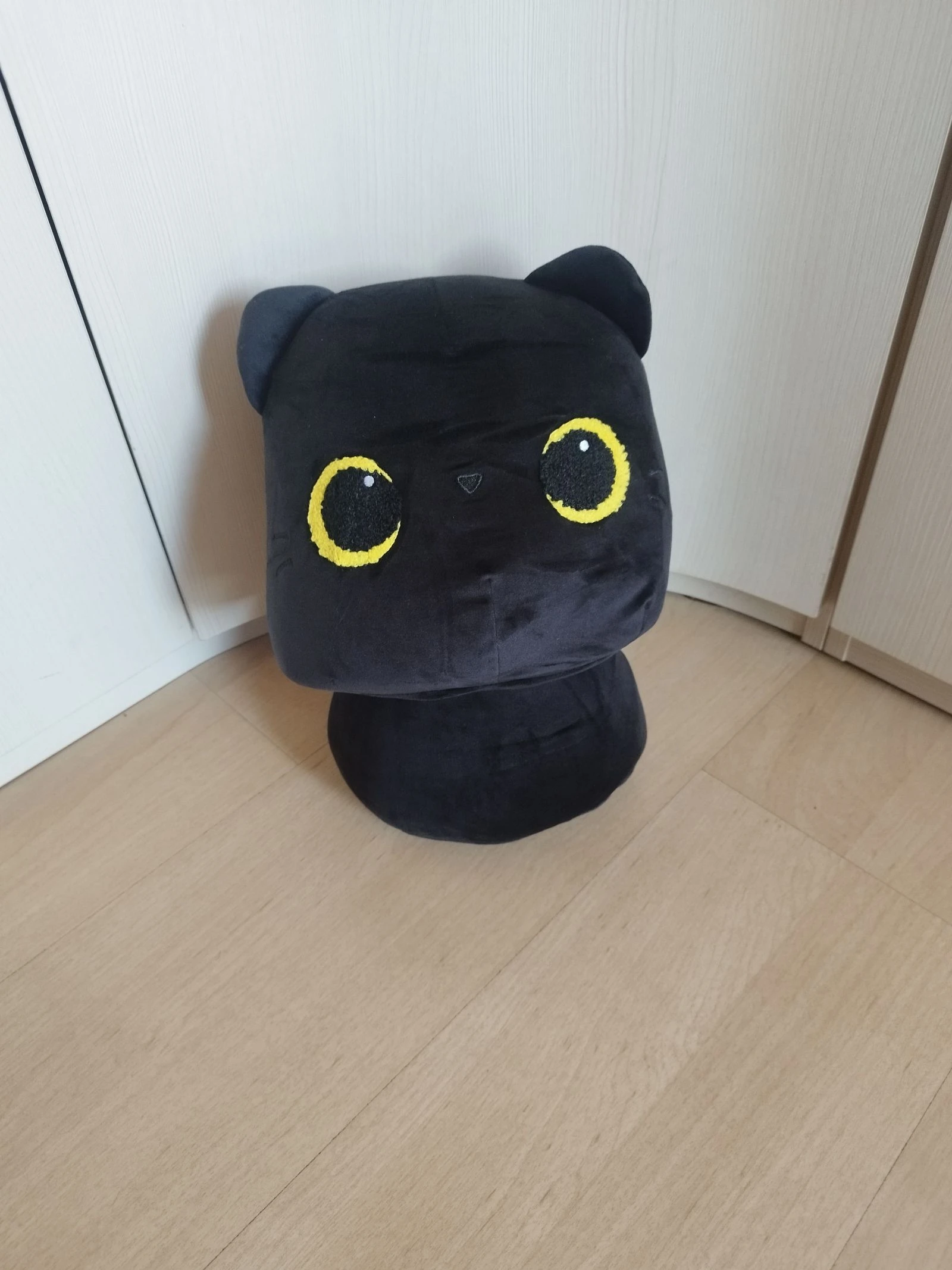 Peluche gato negro Kawaii 